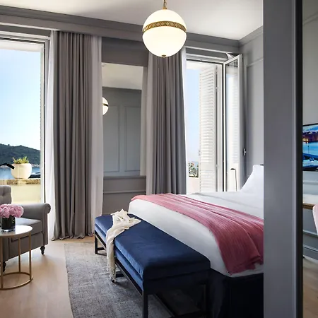 Excelsior Hotel