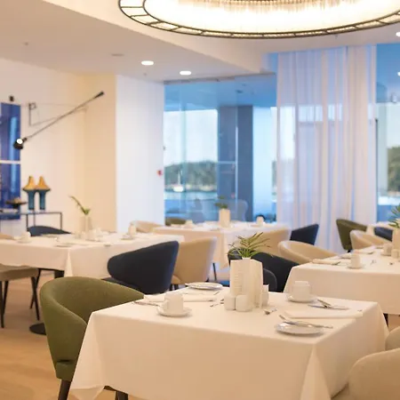 Excelsior Hotel 5*