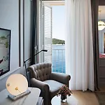 Excelsior 5*