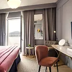 Hotell Excelsior 5*